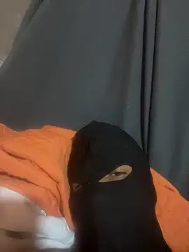 tunenarica22 online show from 04/11/26, 07:45