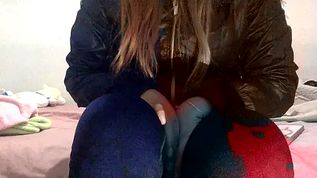 sharonlopez9611 online show from 12/17/25, 02:39