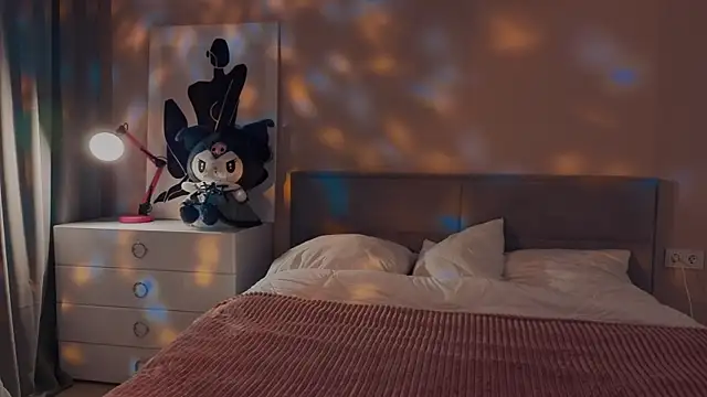 Mia Luw online show from 09/08/25, 06:18