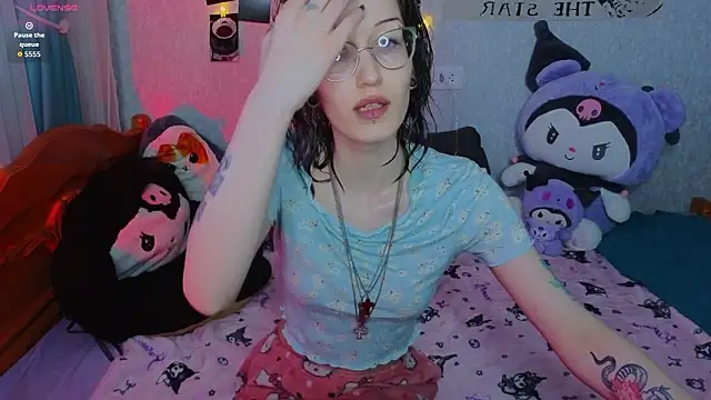 Snapshot of lissaros chatting on 02/12/26, 01:50 lissaros online show from 02/12/26, 01:50