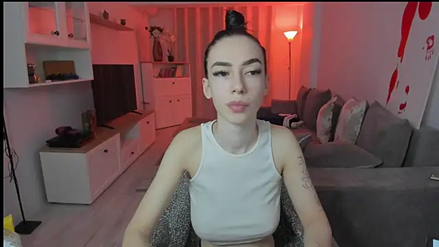 Celine Roxelle online show from 03/10/25, 07:40