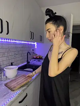 Celine Roxelle online show from 01/09/26, 04:21