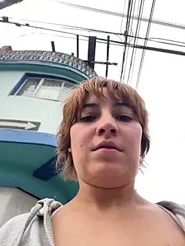 Maggie Geller online show from 12/17/25, 09:21