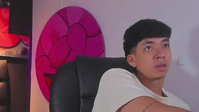 ISAAC CRYSTON online show from 09/12/25, 08:31