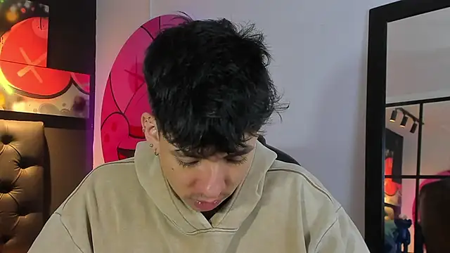 ISAAC CRYSTON online show from 09/18/25, 07:38