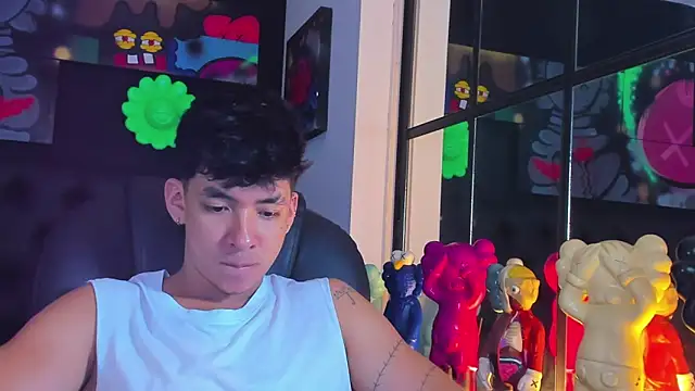 ISAAC CRYSTON online show from 10/03/25, 08:17