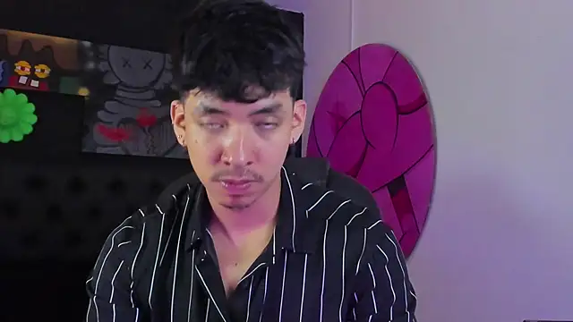 ISAAC CRYSTON online show from 10/31/25, 08:32