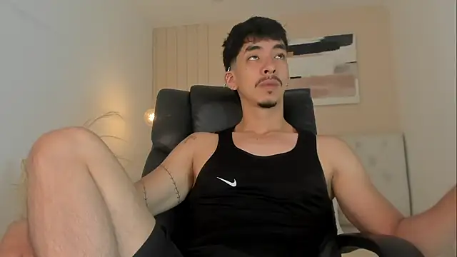 ISAAC CRYSTON online show from 02/28/26, 09:49