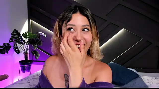 cloe palmer online show from 02/09/25, 12:49