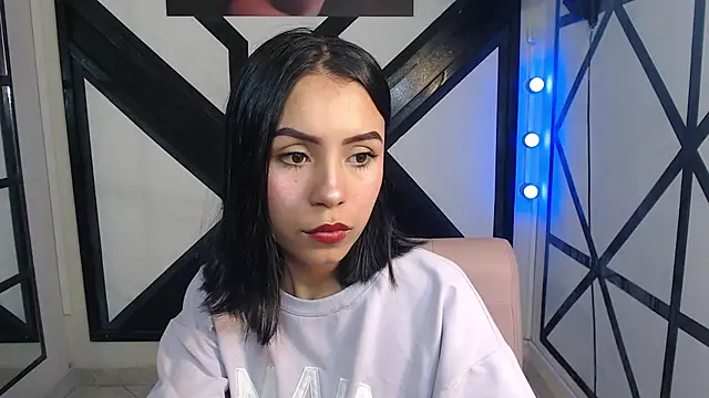 julieta fn online show from 02/04/26, 02:45