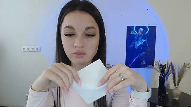 Snapshot of Eva_Eldis chatting on 03/09/25, 10:30 Eva Eldis online show from 03/09/25, 10:30