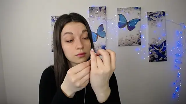 Eva Eldis online show from 04/15/26, 11:17