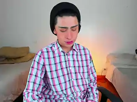 steve  gray online show from 02/18/25, 02:49