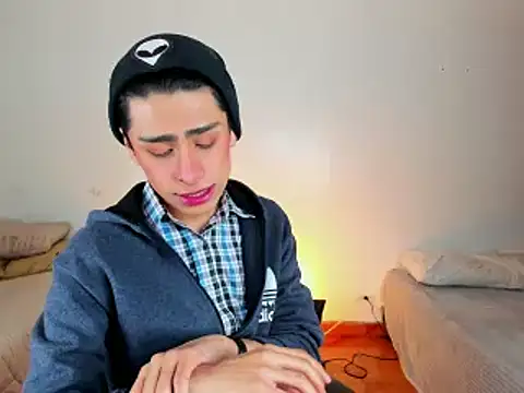 steve  gray online show from 02/21/25, 03:21