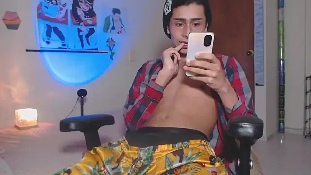 steve  gray online show from 10/09/25, 03:04