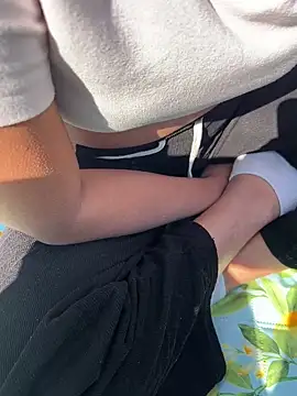 shakybabyx online show from 03/19/25, 12:45