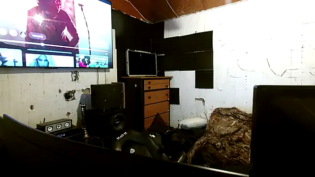 nuttyking2022 online show from 11/03/25, 05:52