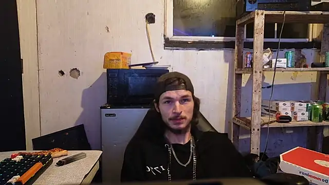 nuttyking2022 online show from 11/26/25, 10:16