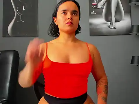 Snapshot of karlyjons12 chatting on 02/21/26, 03:57 karlyjons12 online show from 02/21/26, 03:57