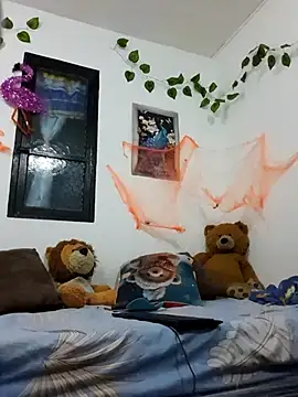 jeans and emma online show from 11/02/25, 01:30