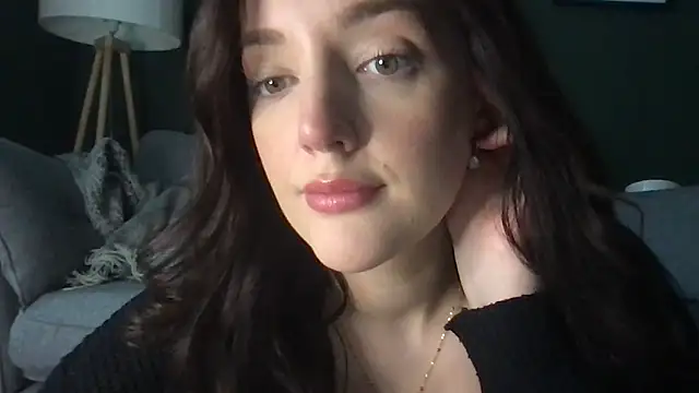 laceyjames24 online show from 11/12/25, 11:21