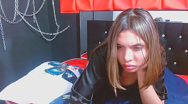 Snapshot of VioletDivala chatting on 02/08/25, 08:42 VioletDivala online show from 02/08/25, 08:42