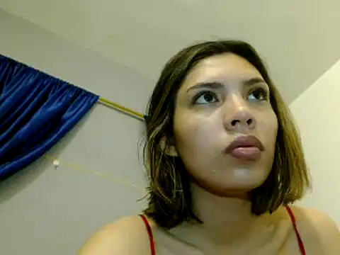 Snapshot of VioletDivala chatting on 03/01/25, 06:03 VioletDivala online show from 03/01/25, 06:03