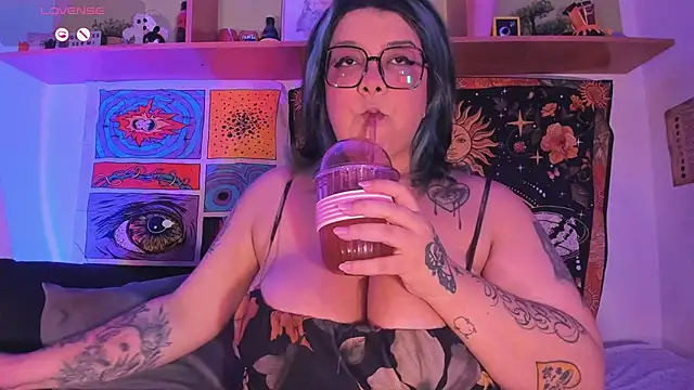 Banana squirt online show from 11/22/25, 09:58