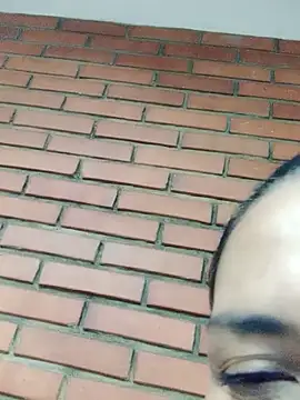 Snapshot of dulce_696 chatting on 10/06/25, 04:26 dulce 696 online show from 10/06/25, 04:26