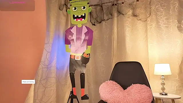 sophia dumont online show from 10/30/25, 01:51