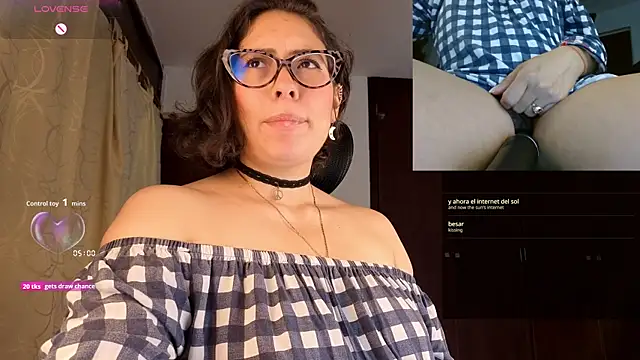 sophia dumont online show from 11/26/25, 11:06