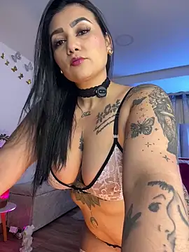 Madissonlove 1 online show from 02/18/26, 12:45