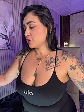 Madissonlove 1 online show from 04/26/26, 10:40
