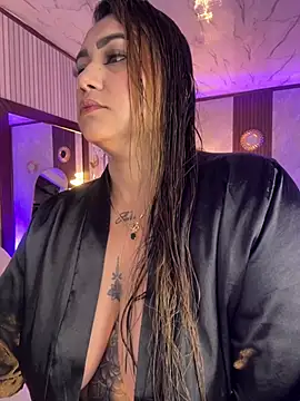 Madissonlove 1 online show from 07/16/26, 05:52
