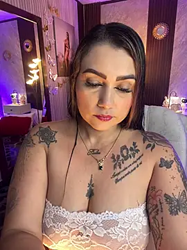 Madissonlove 1 online show from 07/18/26, 11:52