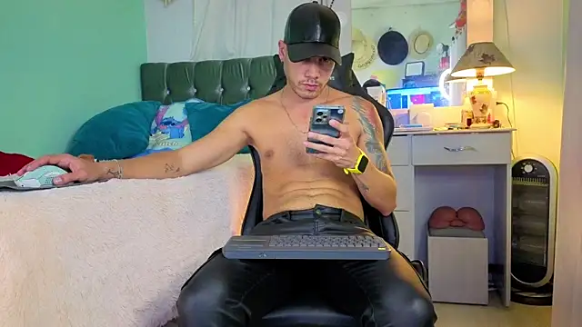 Chrissken online show from 10/18/25, 12:57