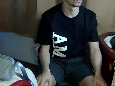 Snapshot of venusfranco_94 chatting on 10/21/25, 06:14 venusfranco 94 online show from 10/21/25, 06:14