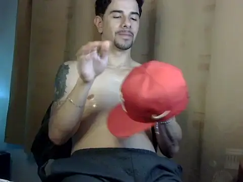 Snapshot of venusfranco_94 chatting on 10/22/25, 02:01 venusfranco 94 online show from 10/22/25, 02:01