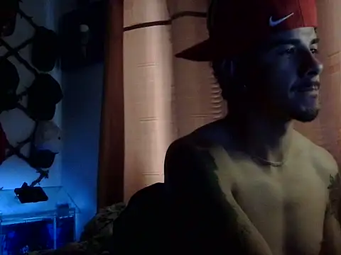 Snapshot of venusfranco_94 chatting on 10/27/25, 12:09 venusfranco 94 online show from 10/27/25, 12:09