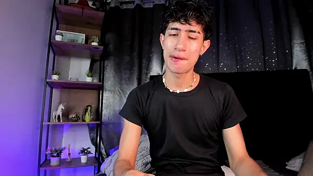 NovaaWheler online show from 11/10/25, 07:57