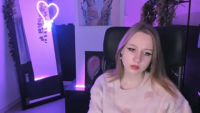 DariaTate online show from 03/04/25, 11:40