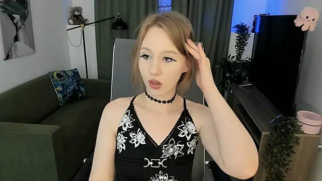 Snapshot of DariaTate chatting on 06/22/26, 12:02 DariaTate online show from 06/22/26, 12:02