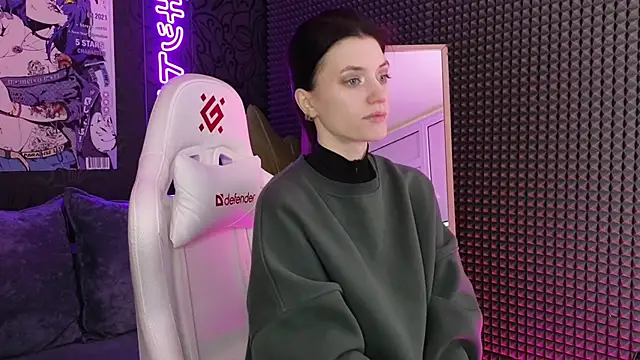 roxy riot  online show from 02/22/25, 01:22