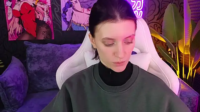 roxy riot  online show from 02/22/25, 07:56