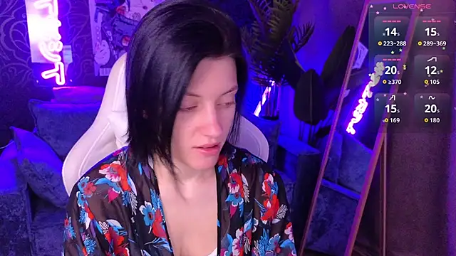 roxy riot  online show from 03/30/26, 01:28