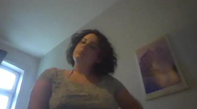 LunaSoleil9 online show from 02/04/25, 02:21