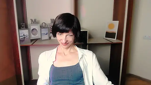  AngeliaFlow  online show from 09/23/25, 06:38