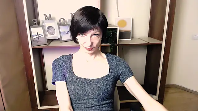  AngeliaFlow  online show from 11/20/25, 09:20