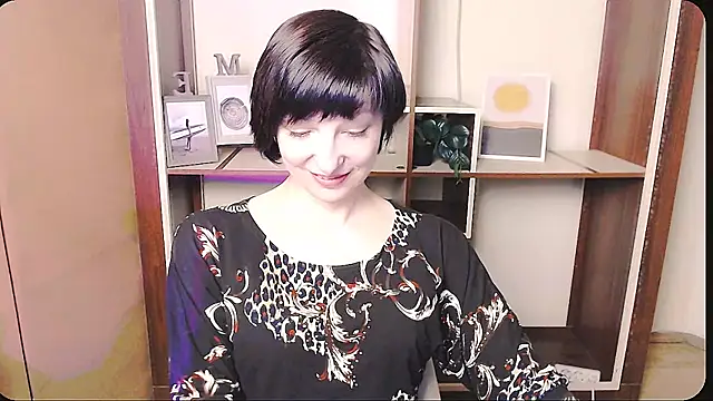  AngeliaFlow  online show from 04/03/26, 08:23