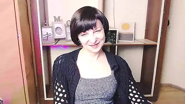  AngeliaFlow  online show from 04/14/26, 07:58